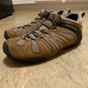 Merrell Men's Size 9.5 Chameleon 8 Slip On Hiking Sneakers Shoes J034181 Leather